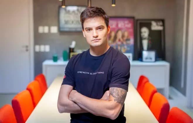 Felipe Neto