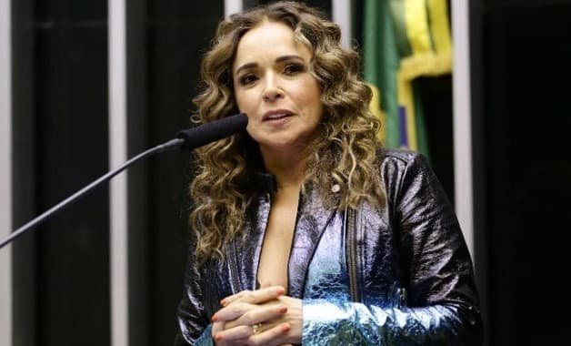 Daniela Mercury