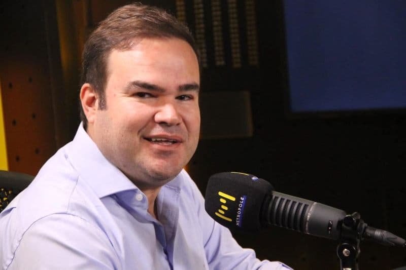 'Sou deputado independente e serei um senador independente', diz Cacá Leão