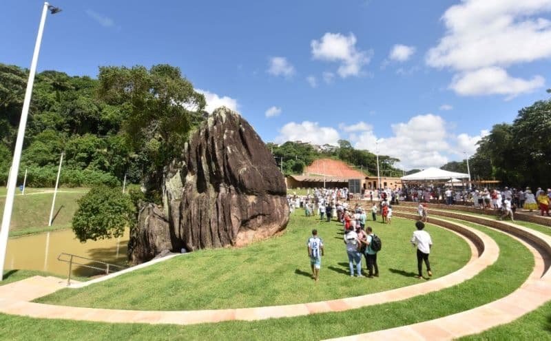 Pedra de Xangô conserva ancestralidade e cultura afro-brasileira em Salvador
