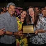 Em Amargosa, Jerônimo recebe título de cidadão e confirma Lula na Bahia dia 2