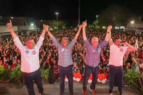 Passagem da Caravana do 13 por cidades do interior comprova preferência por Jerônimo