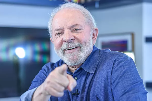 Lula é aprovado por 65% dos brasileiros; 40% consideram o governo ótimo