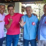 Prefeito de Serrinha, que apoiou João Roma, anuncia apoio a Jerônimo