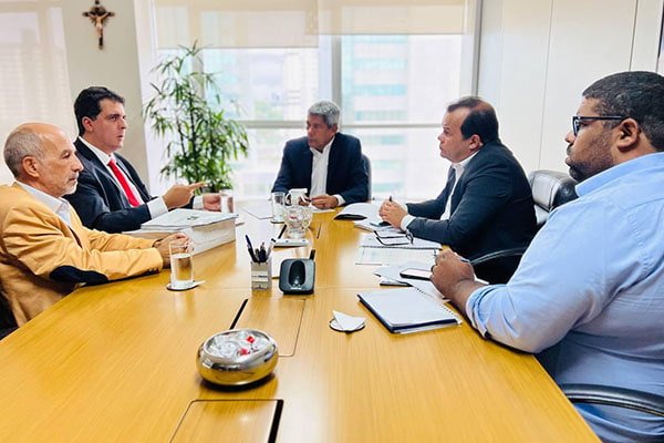 Jerônimo promete aprofundar relação com Defensoria Pública em 2023