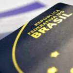 Polícia Federal anuncia normalização na emissão de passaportes