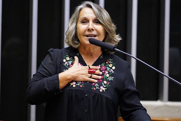 Ouvidoria deverá ser obrigatória em órgãos públicos e entidades privadas com recurso público