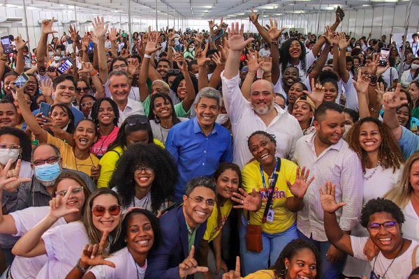 Jerônimo garante Programa Primeiro Emprego maior a partir de 2023