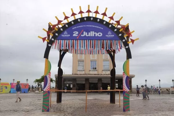 Ruas de Salvador recebem decoração especial para o bicentenário da Independência