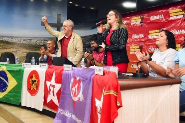 Encontro do PT em Conquista reúne lideranças políticas e pré-candidato à prefeitura da cidade