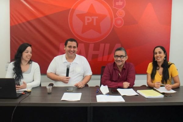 PT Bahia discute estratégias para fortalecer o partido e se organizar para as eleições