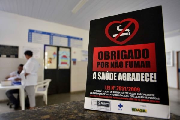 Salvador oferece tratamento gratuito para quem quer parar de fumar