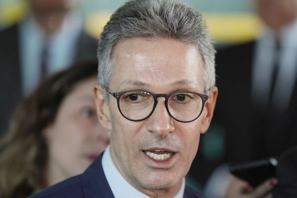Políticos reagem à fala do governador Zema sobre frente Sul-Sudeste