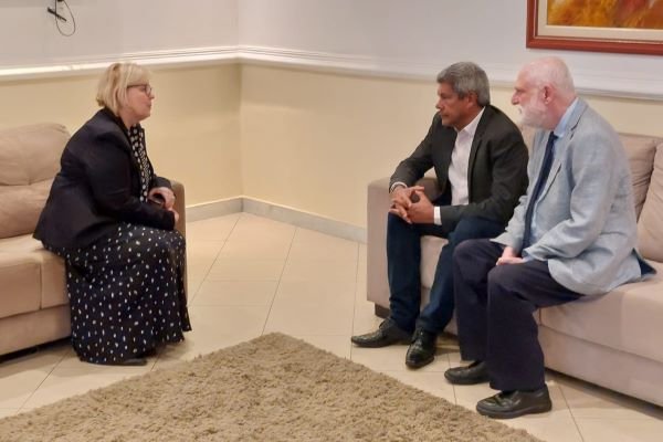 Jerônimo se reúne com presidentes do STF e TJ-BA