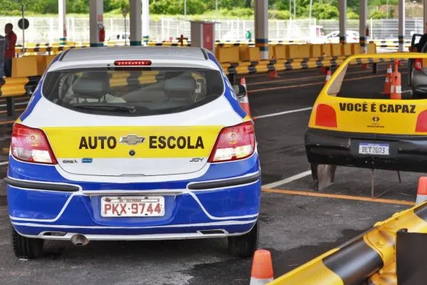 Detran entrega nova pista para exame prático em Salvador