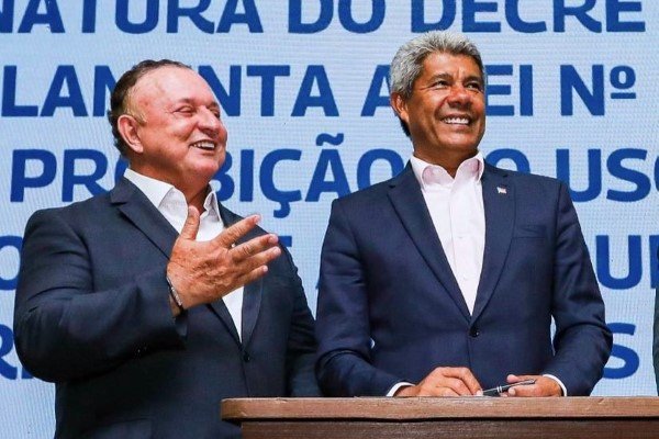 Jerônimo confirma reunião com Adolfo Menezes em meio a impasse na eleição da ALBA