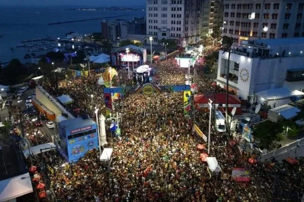 Circuitos do Carnaval de Salvador serão mantidos e fortalecidos, diz Bruno Reis