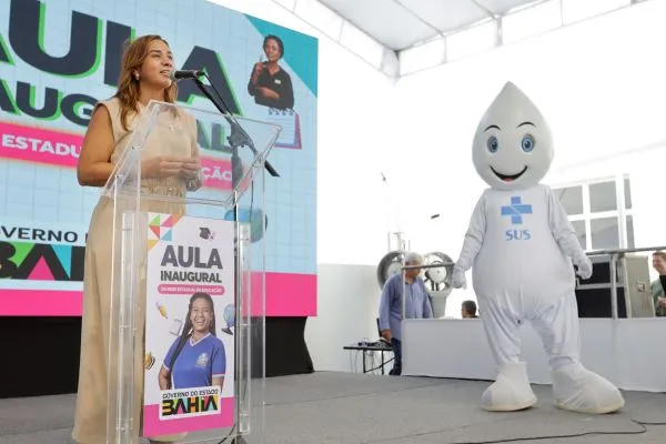 Sesab e SEC lançam projeto para vacinar estudantes nas escolas da rede estadual