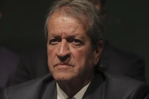 Moraes mantém prisões de ex-assessores de Jair Bolsonaro