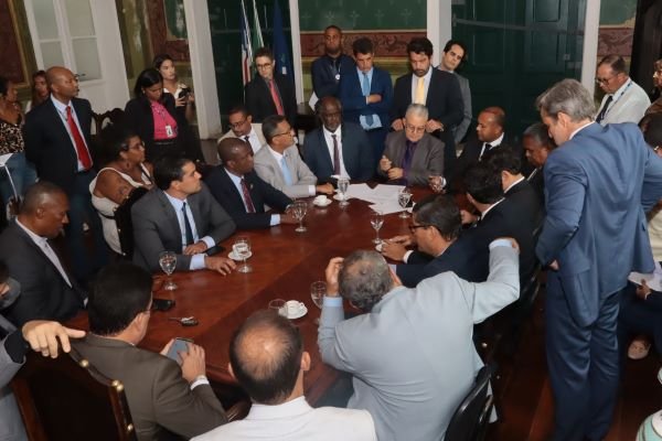 Colégio de Líderes define votação de vetos e projetos na Câmara Municipal de Salvador