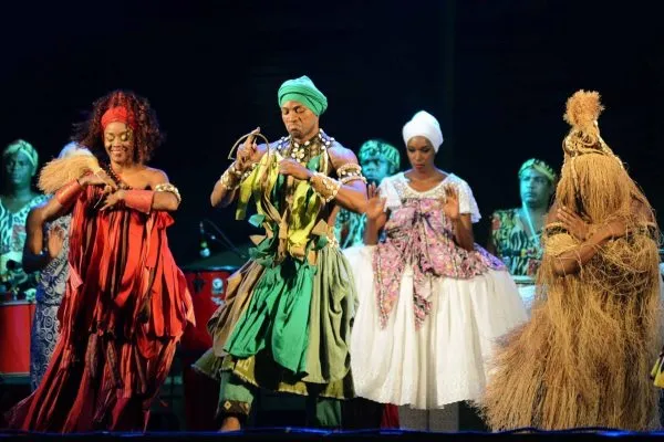 Balé Folclórico da Bahia abre festejos do 2 de Julho em Salvador