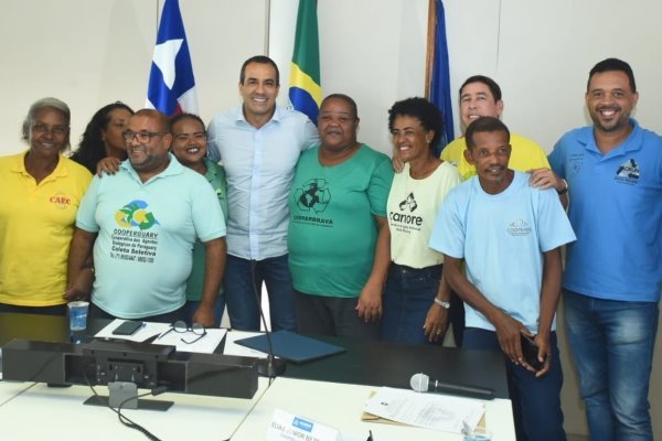 Em ano eleitoral, Prefeitura cancela dívidas e isenta impostos de cooperativas de reciclagem