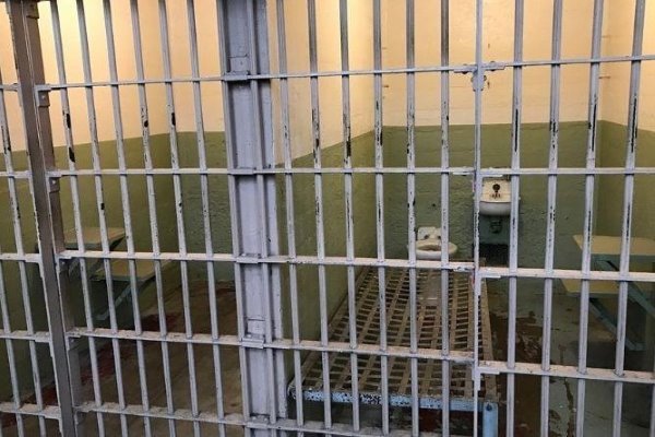 Homem é condenado a 12 anos de prisão por estupro de neta de dois anos