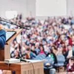 Nova série sobre Jesus Cristo é destaque no congresso de 2024 das Testemunhas de Jeová