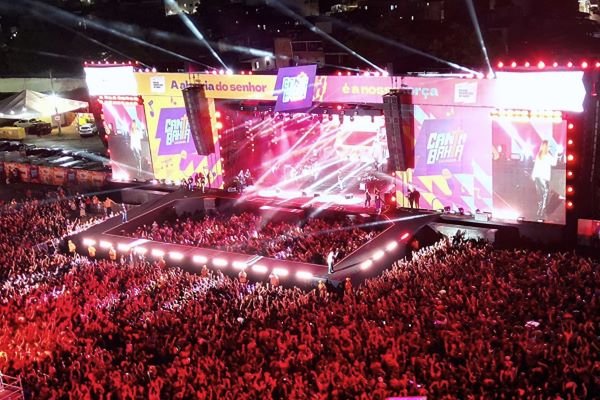 Festival Canta Bahia 2024 reúne 100 mil pessoas no Parque de Exposições