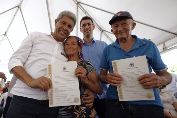 Governo do Estado entrega novas obras e amplia acolhimento em Correntina