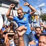 Bruno Reis inicia campanha com caminhada no Calabar e Alto das Pombas