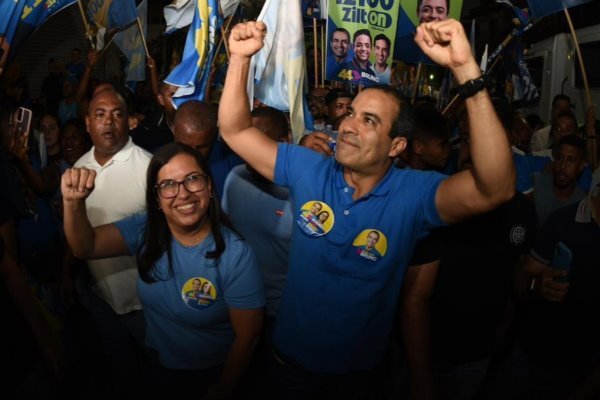 Bruno Reis destaca transformações em Periperi durante caminhada no Subúrbio
