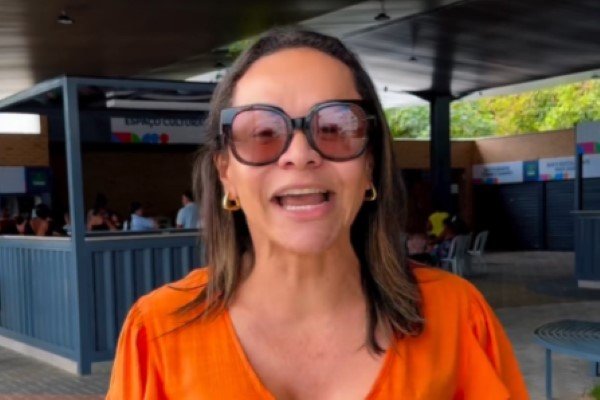 Ivoneide Caetano denuncia uso político do 'Minha Casa, Minha Vida' em Camaçari