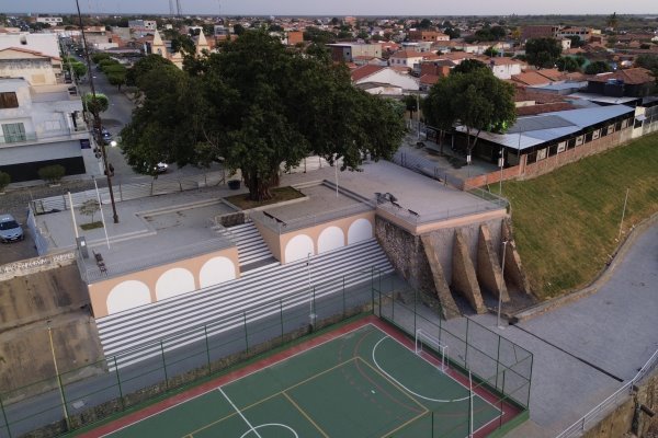 Carinhanha inaugura Mercado Municipal e Mirante do Pau do Fuxico em evento que celebra o desenvolvimento local