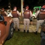 Forças de segurança da Bahia apreendem 55 fuzis em 2024, igualando números de 2023