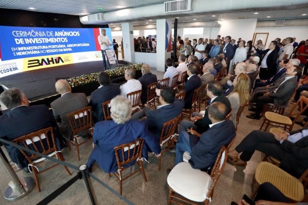 Bahia receberá mais de R$ 5,6 bilhões em investimentos para infraestrutura portuária e aeroportuária