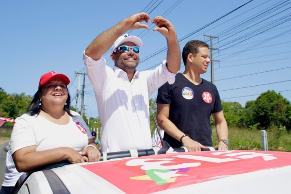 Rosalvo lidera maior carreata da história de Lauro de Freitas e mostra força rumo à vitória