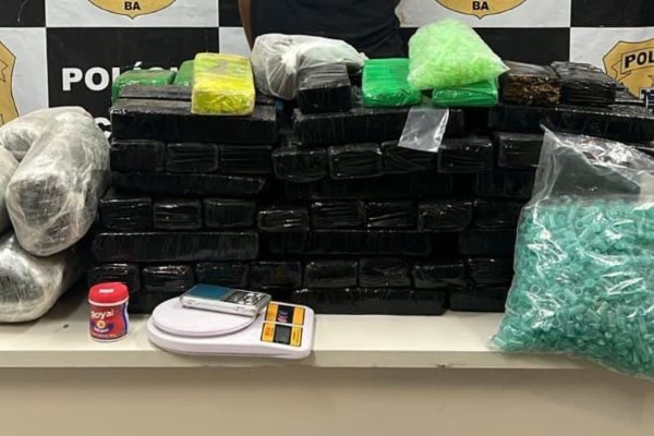 Operação policial desmantela ponto de tráfico e apreende 120 Kg de maconha na RMS
