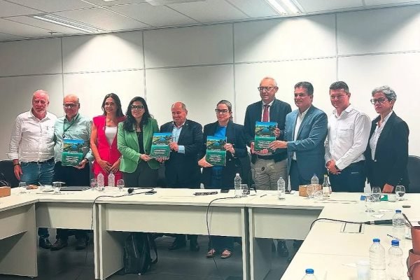 Especialistas e agricultores debatem gestão sustentável do potencial hídrico da Bahia