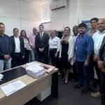 Equipe de Débora Regis inicia reuniões setoriais durante transição de governo em Lauro de Freitas