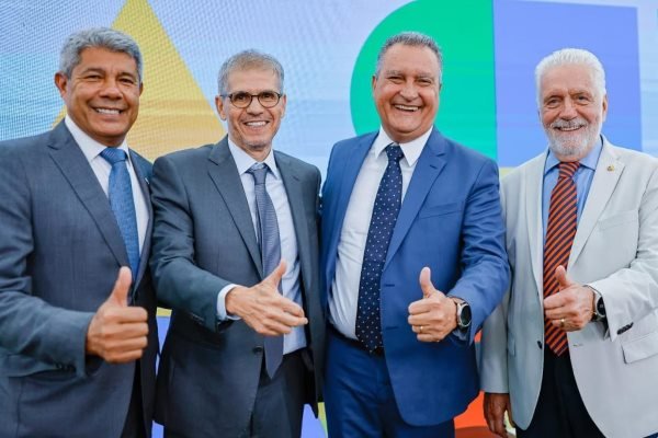 Chegada de Sidônio aumenta número de ministros da Bahia no governo Lula; veja nomes
