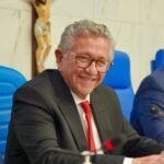 Caetano toma posse como prefeito de Camaçari e promete governar para todos