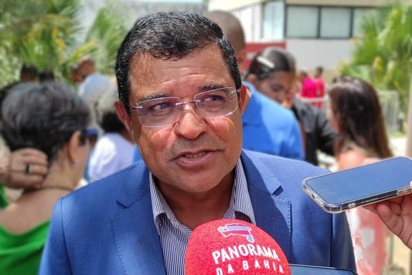 Davidson Magalhães pode assumir vaga em Brasília
