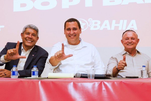 Jerônimo Rodrigues destaca maturidade política de Adolfo Menezes na ALBA