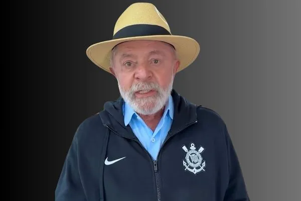 Lula manda Pix para o Corinthians e desmente 'fake news' sobre taxação