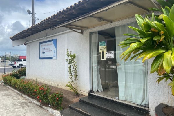 Defesa Civil de Lauro de Freitas reforça atendimento com telefone 199 e WhatsApp