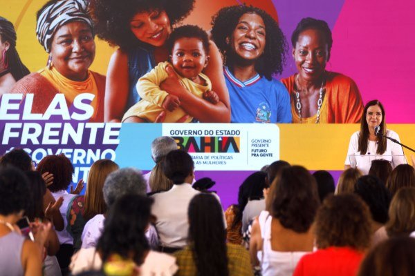 Governo da Bahia anuncia mutirão de cirurgias e novas ações no Março Mulher