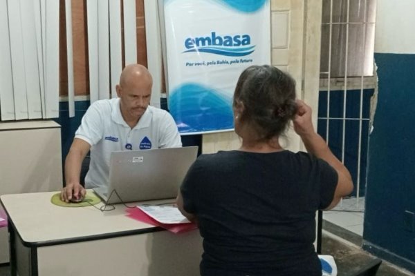 Embasa leva escritório móvel a Pau da Lima com atendimento até sexta-feira