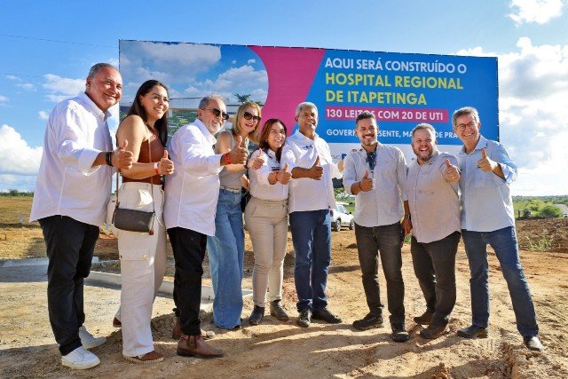 Governo do Estado anuncia construção do Hospital Regional e assina ordem de serviço da Policlínica de Itapetinga
