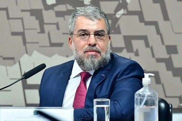 Novo embaixador do Brasil no Irã assume posto em meio a tensões no Oriente Médio